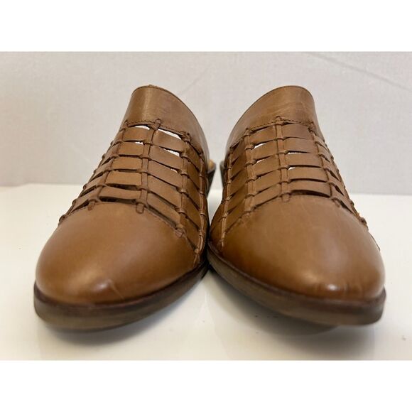 NWOT Anthropologie Crevo Luella Chestnut Leather Mule. Size 9.5(W). - Picture 2 of 8